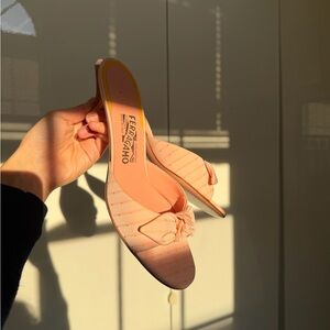 NWT Salvatore Ferragamo Baby Pink Kitten Heels